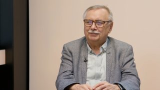 „Kdo vnímá sjezd sudetských Němců jako akt smíření, je naivní. Za války zahynulo 340 tisíc Čechoslováků. Z Polska bylo odsunuto přes 8 milionů Němců.“ – Oskar Krejčí