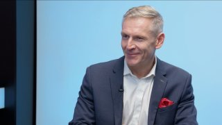 „Doufám, že vláda vydrží čtyři roky. Pavel má Turka jmenovat, dvojí metr je zřejmý, kompetenční žaloba by neuspěla. Ministerstvo sportu je zbytečné.“ – Zdeněk Hraba