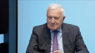 „Vláda byla víc ukrajinská než česká, na školství spáchala zločin. Bek je pravou rukou neziskovek. Fiala nic zásadního nevyřešil.“ – Václav Klaus