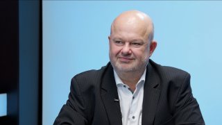 „Fiala působí jako premiér Ukrajiny. Poradce SOCDEM nejsem, do SPD se nehodím. Blackouty budou pokračovat, síť je trvale přetížená.“ – Martin Pecina