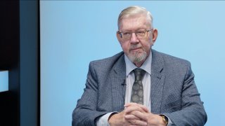 „Pavel měl dovolenou přizpůsobit volbám. Elektronické hlasování lze poměrně snadno zmanipulovat. Vystrčil mě zklamal úzce stranickým vystupováním.“ – Aleš Gerloch