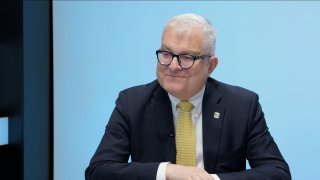 „Pražané se stali rukojmími sociálních experimentů. Tramvaj na Václavském náměstí je naprostý nesmysl. Zpoplatnění vjezdu by bylo jen daní navíc.“ – Milan Urban