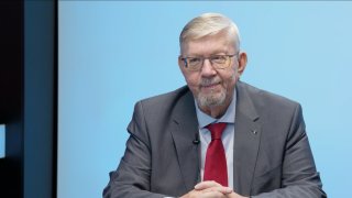 „Pavel zřejmě Babiše sestavením vlády nepověří, nemusí. Pokud by nejmenoval Turka, musel by to odůvodnit. Mohou být i dva premiéři.“ – Aleš Gerloch