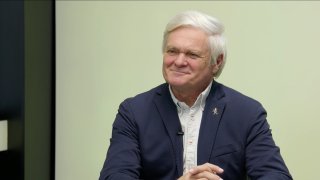 „Německo chce řídit Brusel jako hegemon Evropy, to mě děsí. Rozkmotřit se s Amerikou je špatně. Krize je tady, naděje na rychlý konec není.“ – Vlastimil Tlustý