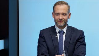 „Anestezie je dnes mimořádně bezpečná. Odumírání mozkových buněk při celkové anestezii je mýtus. Léky dnes mají mnohem méně nežádoucích účinků.” – Milan Hrobský