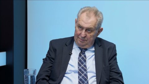 „Jsem zásadně proti sjezdu sudetských Němců. Írán mohl vymazat Izrael z mapy. Maďarsko bylo díky Orbánovi významnou zemí.“ – Miloš Zeman