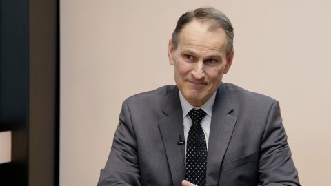 „Západ válku v Íránu prohraje, stejně jako na Ukrajině. Hrozí otřes finančních trhů. Republikány čeká volební porážka.“ – Erik Best