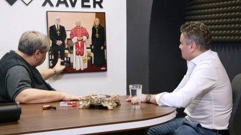 V pátek to vypukne! Papež, Petr a Eva! Praha hřibová!