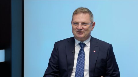 „Příjezd indického premiéra byl událostí roku. Musíme chtít, aby česko-slovenské vztahy fungovaly. Otevření Benešových dekretů je Pandořina skříňka.“ – Martin Muránsky