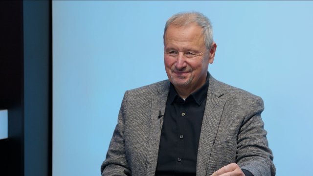 „Místní organizace ANO zapadly do strejcovské politiky. Kupka ODS nevzkřísí. Pavel zatím nemá konkurenci.“ – Martin Komárek