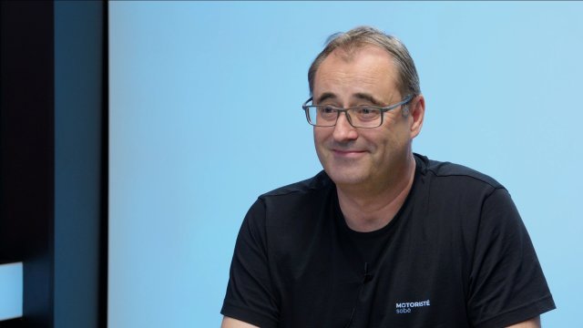 „Děsivé, ve svobodě už nežijeme. EU nás chce fízlovat, sledování mobilů je zničující. Elektronické cigarety není třeba v restauraci zakazovat.“ – Boris Štastný