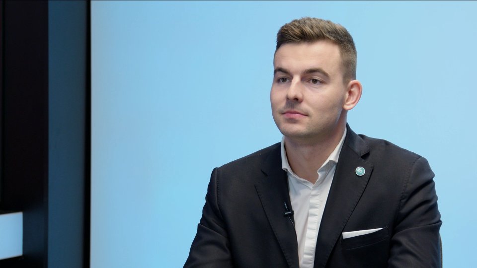 „Šichtařová neměla na politiku trpělivost, o rezignaci mi neřekla. Prohra Sparty na Letné mnou pohnula víc než demonstrace. Jde jen o 2,5 % občanů ČR.“ – Libor Vondráček