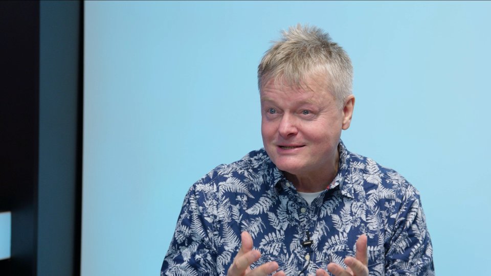 „Nejsem dezolát, jen v hlavách chorých lidí. Došlo k totálnímu rozdělení společnosti, nepřijímám předžvýkané názory. Moji diváci jsou i diváci Hřebejka.“ – Igor Chaun